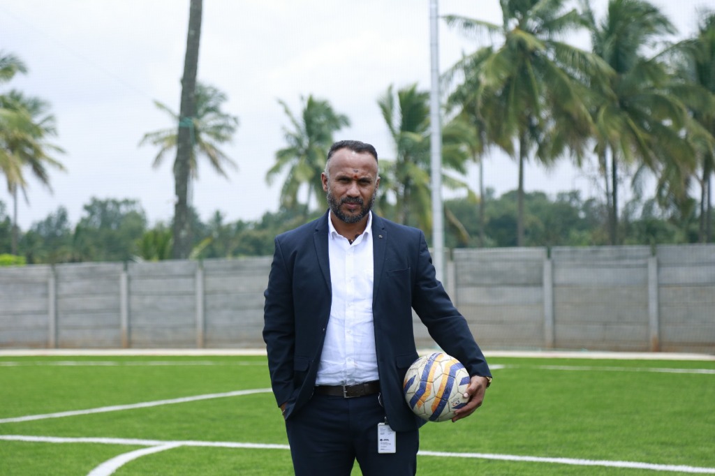 Foundation clinic on turf training ground